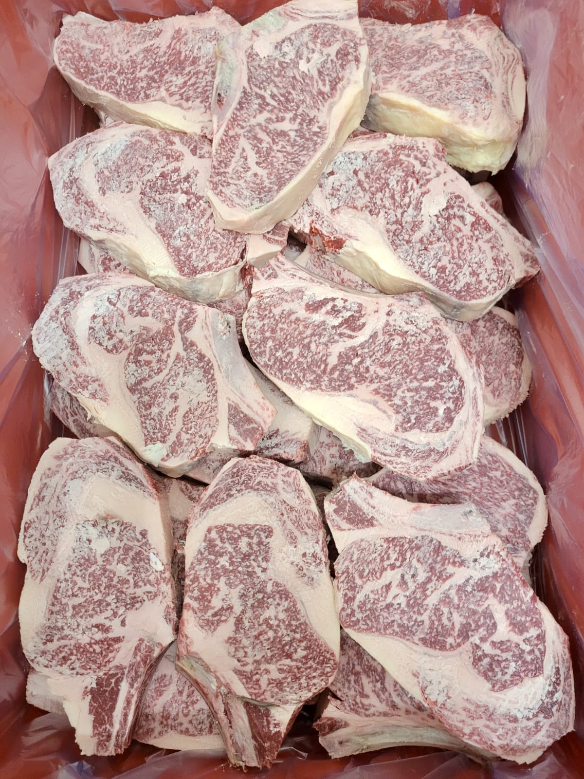 Dry Aged Steaks in Riga: Where to Buy Dry Aged Steaks and How They Differ from Regular Steaks